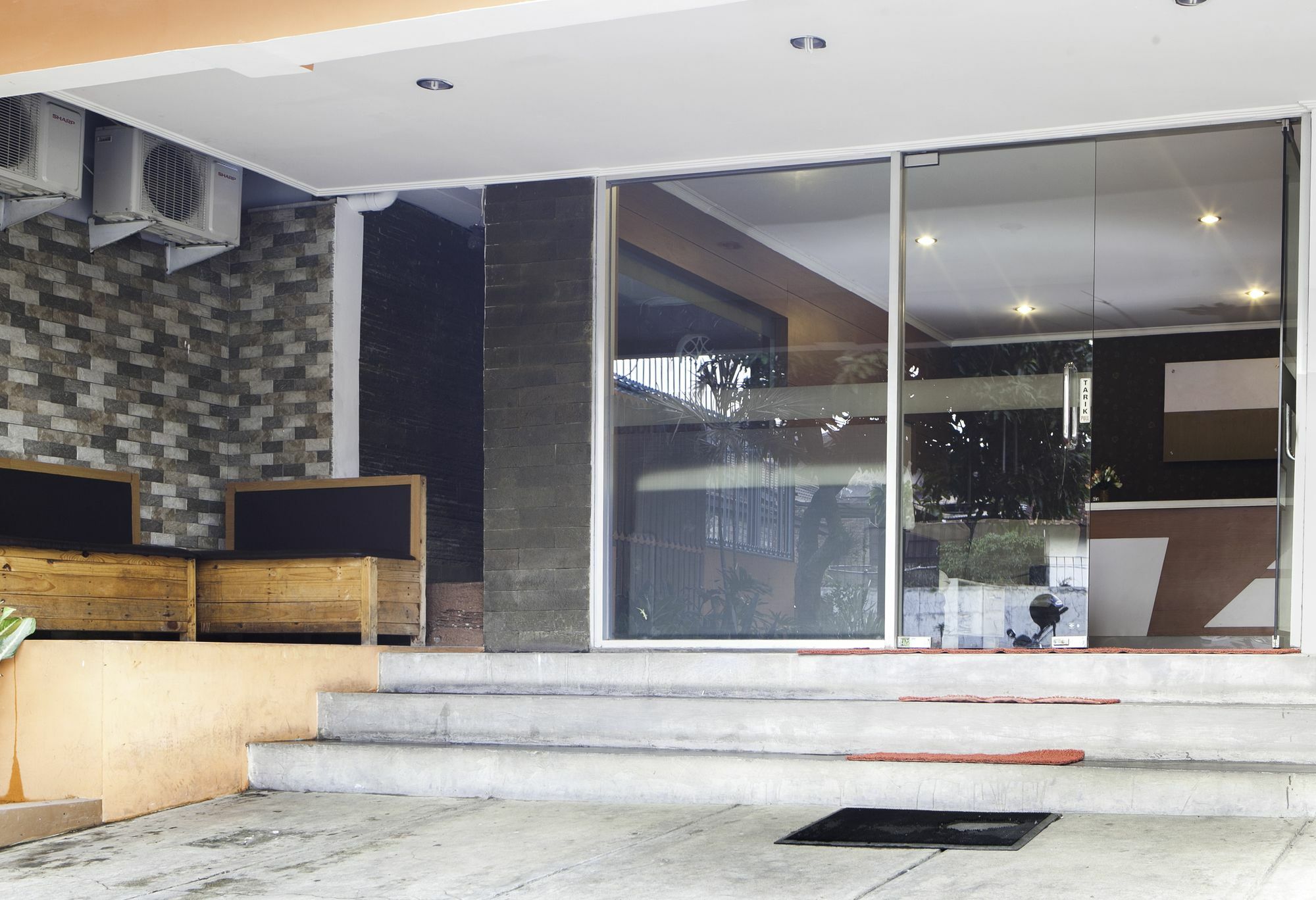 Reddoorz Syariah Near Btc Fashion Mall 반둥 외부 사진
