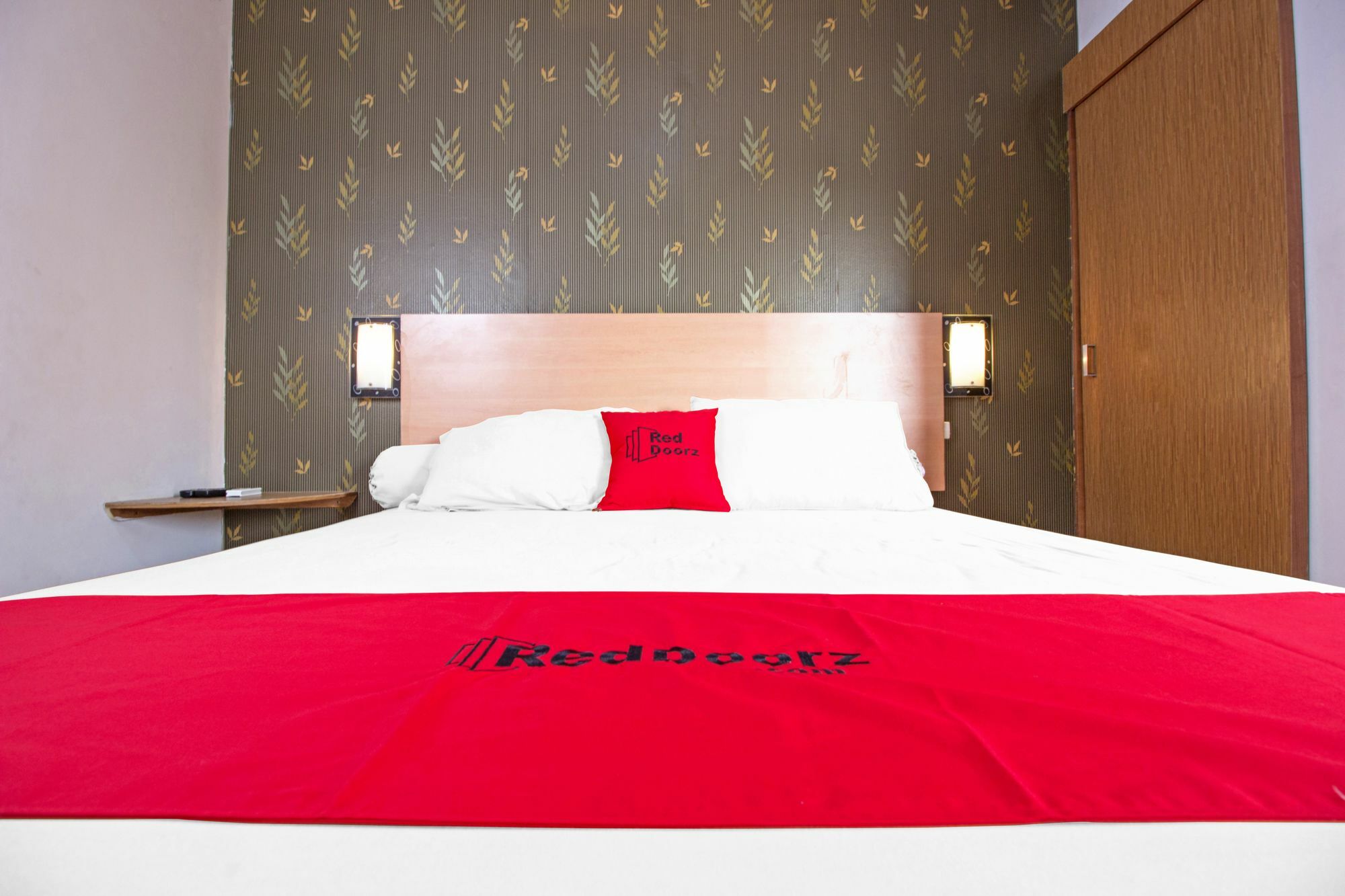 Reddoorz Syariah Near Btc Fashion Mall 반둥 외부 사진
